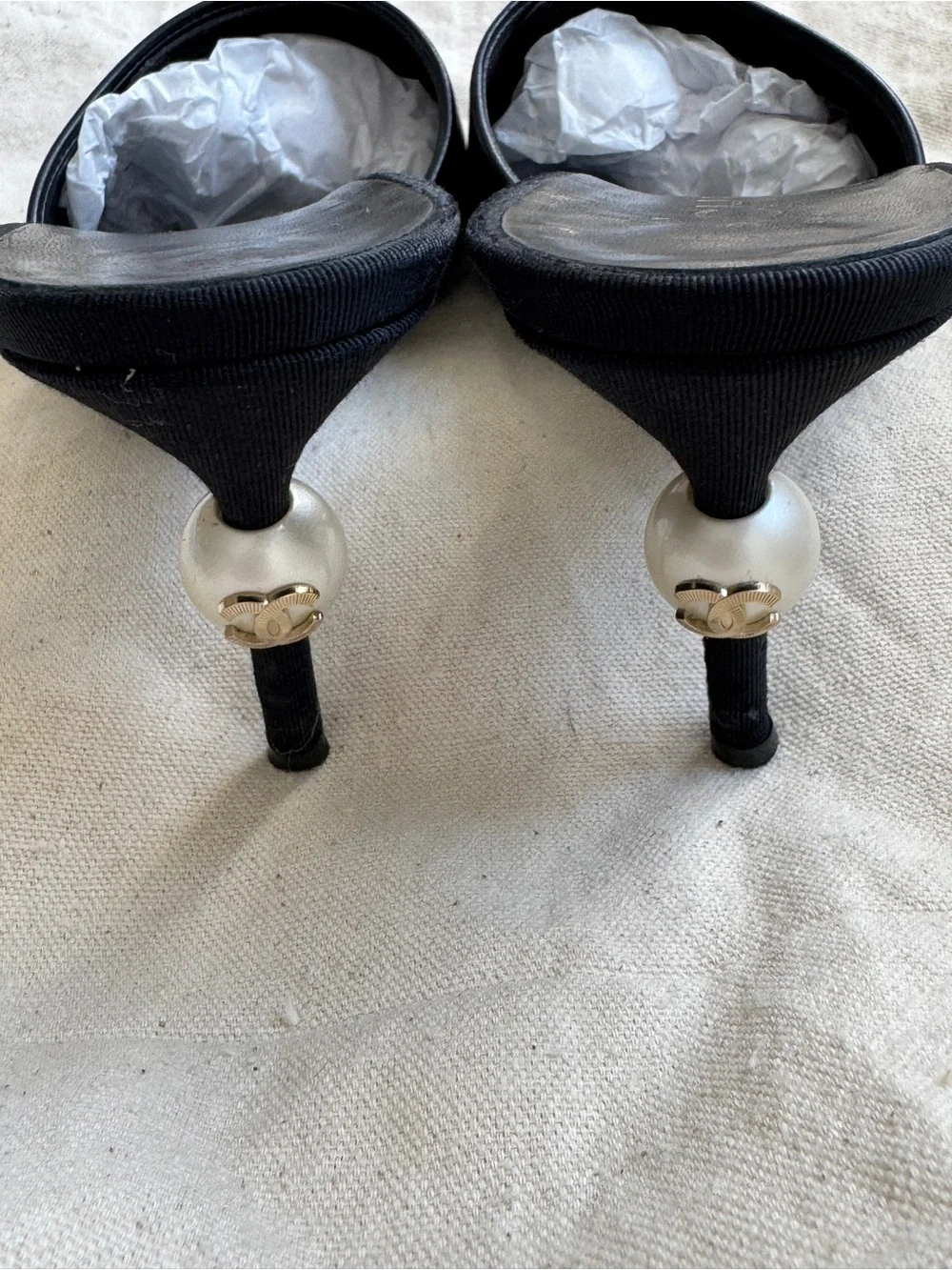 Chanel 2019 Interlocking CC Logo Mules Black Size 35